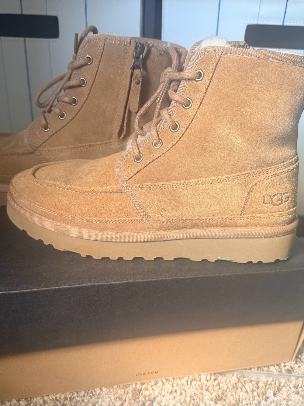 UGG Men's Neumel Boot - Size 8